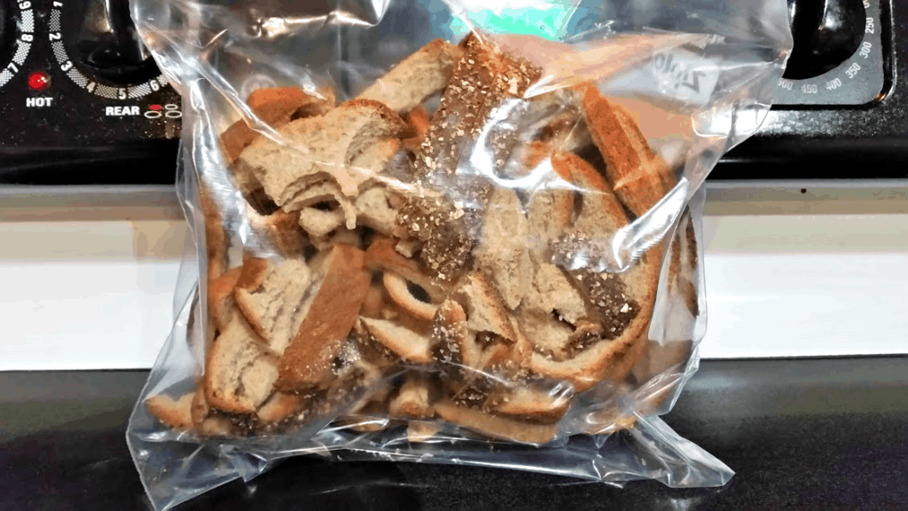 Image of bread crusts in a ziploc bag