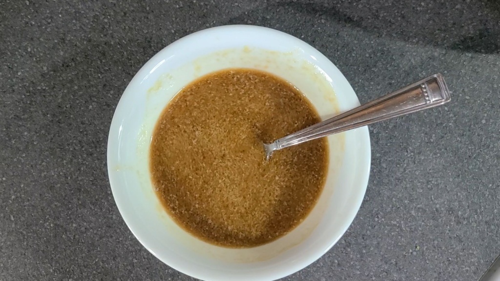 A small bowl with the sesame sauce