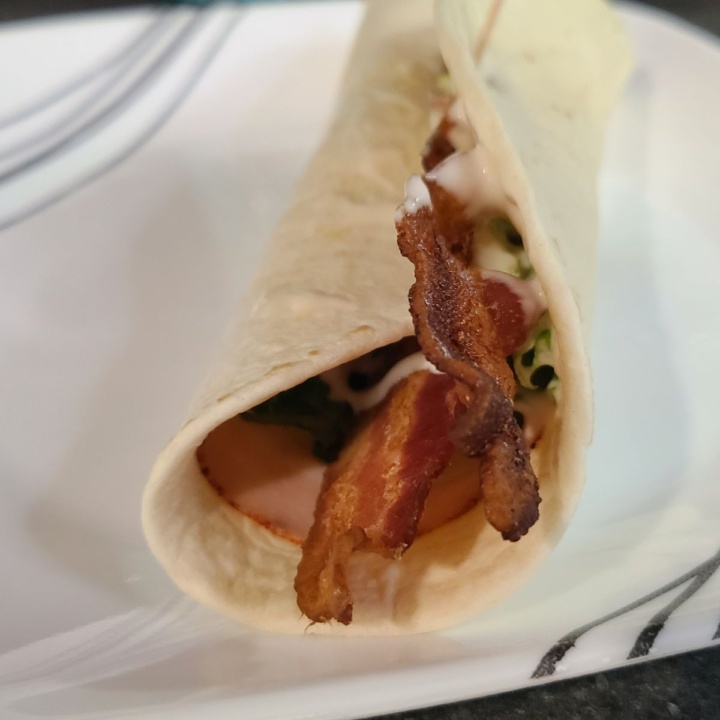 Turkey Bacon Ranch Wraps